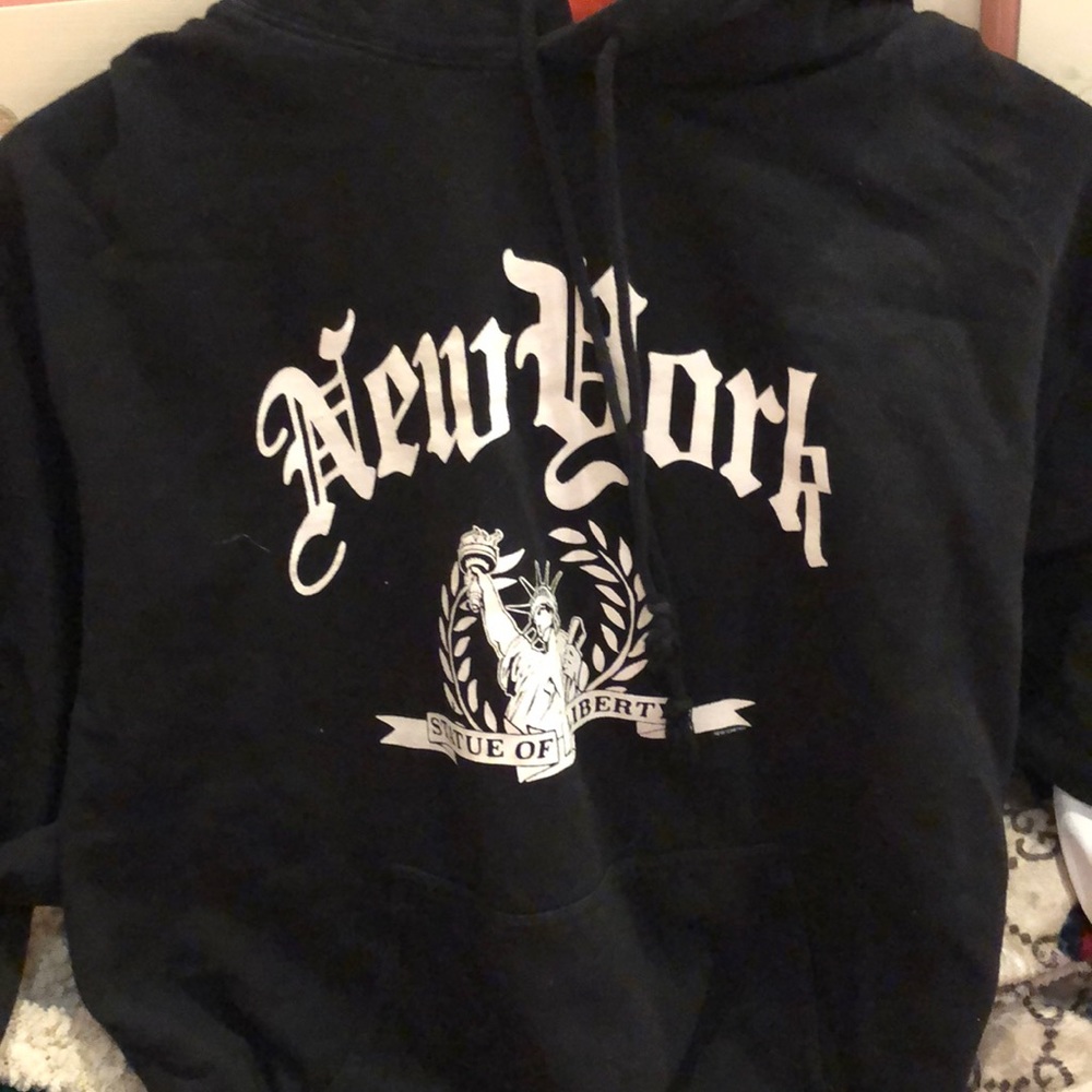 brandy melville sweatshirt